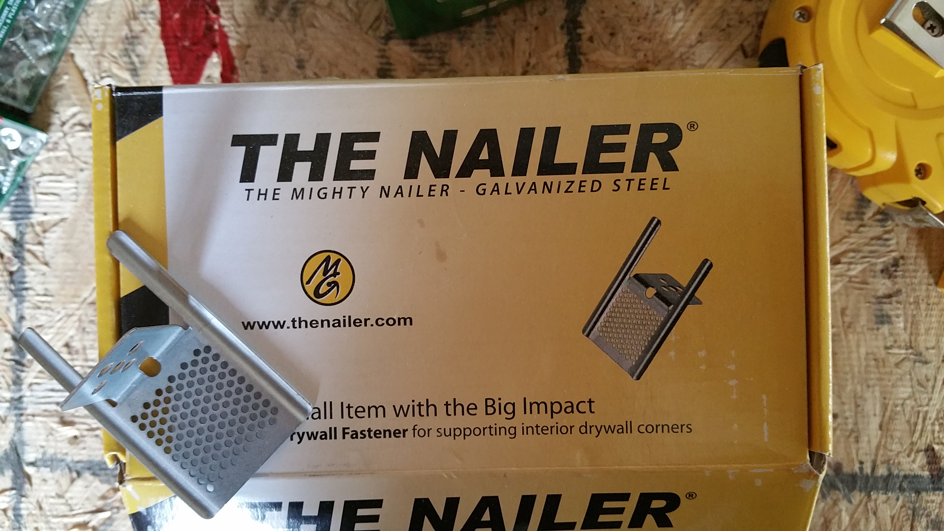 nailer for ceiling drywall