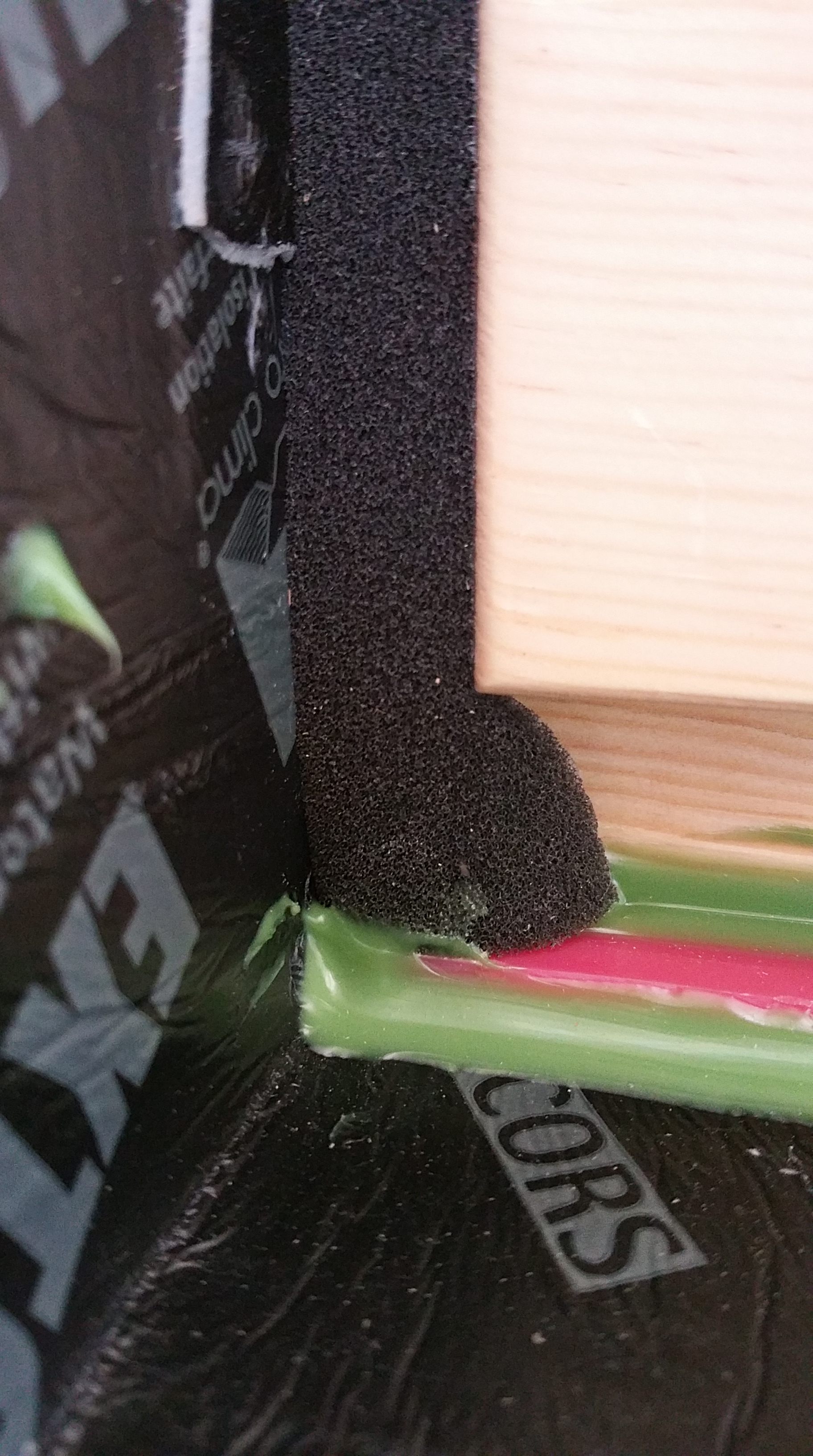 lower lft int wdw frame w: dab of HF