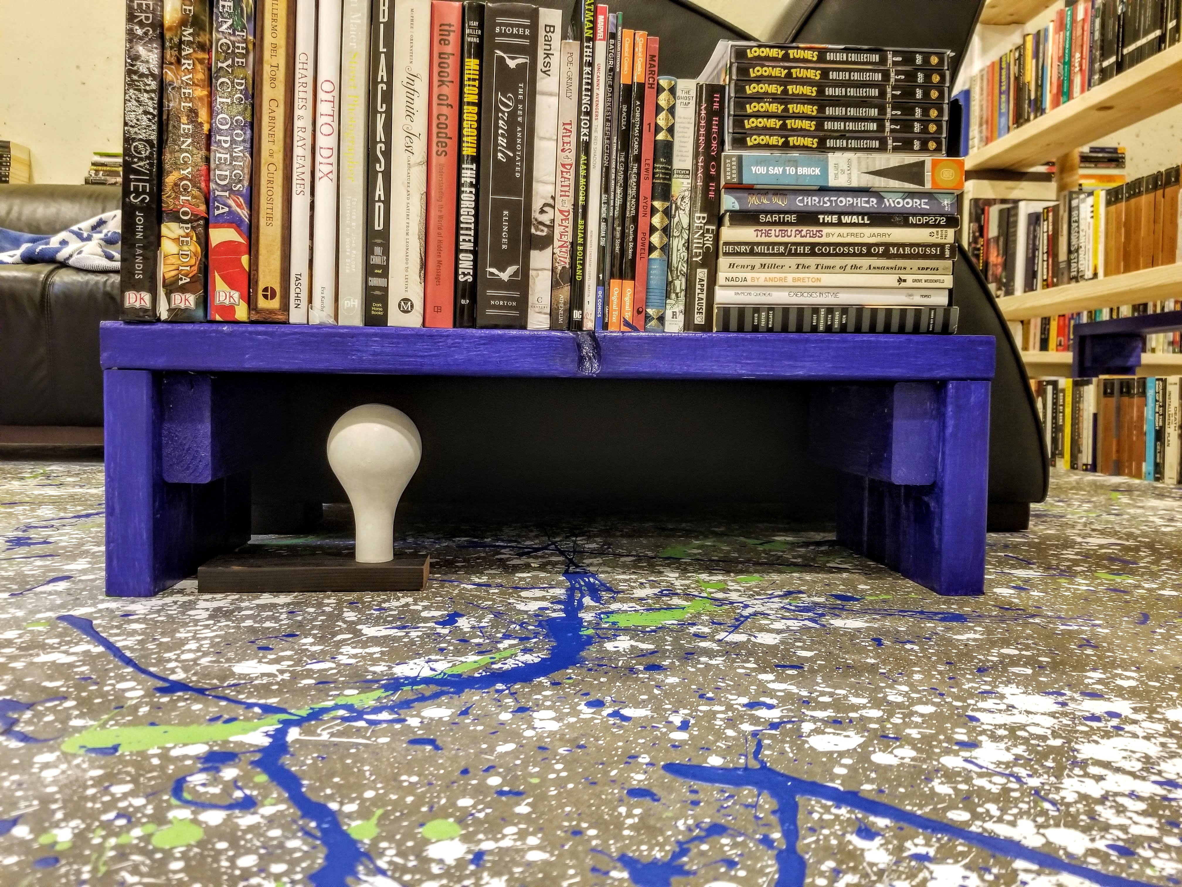 floor w: concrete lightbulb